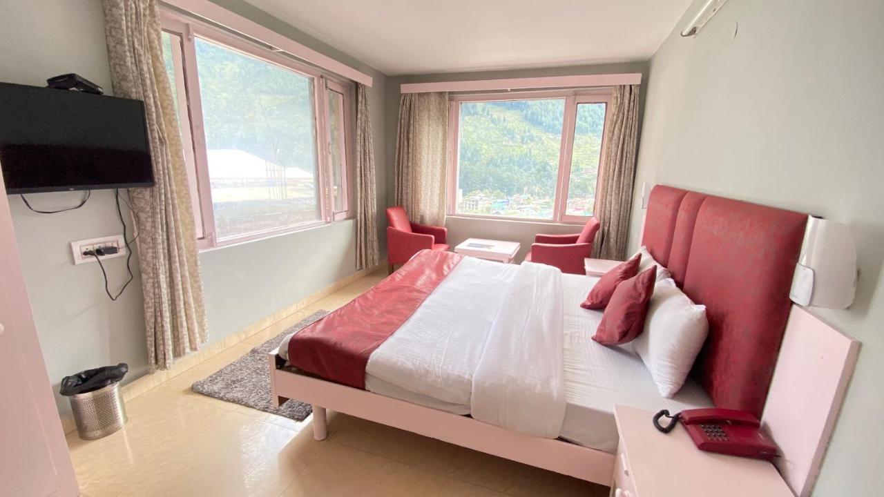 Hotel Meadows Manali Exterior foto